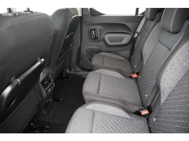 Peugeot Rifter - Photo 17