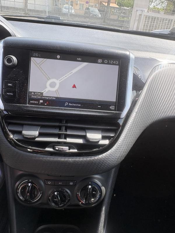 Peugeot 2008 - Photo 13