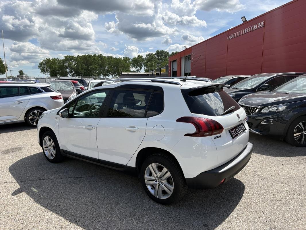 Peugeot 2008 - Photo 3