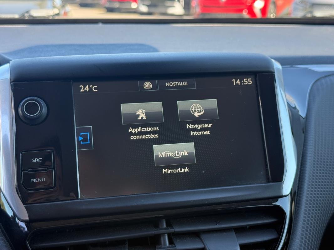 Peugeot 208 - Photo 14