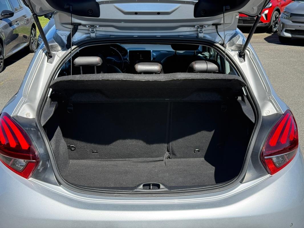 Peugeot 208 - Photo 19