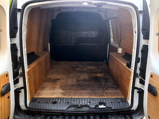 Nissan NV250 - Photo 5