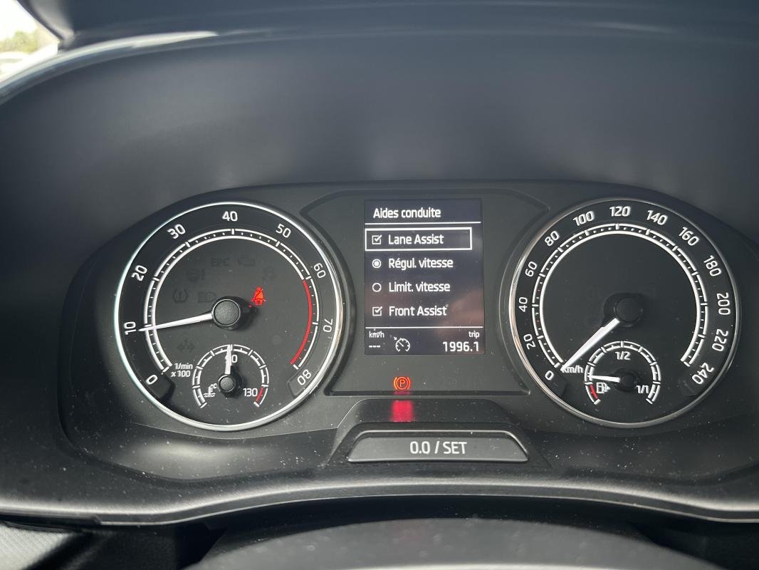 Skoda Fabia - Photo 11