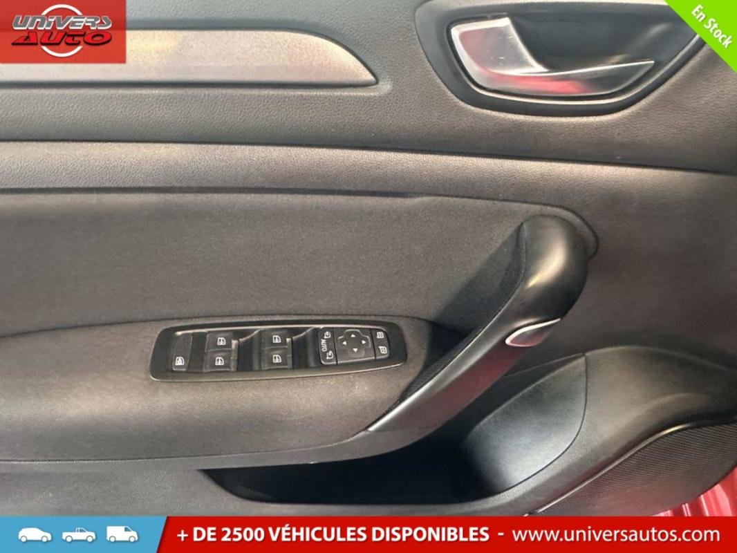 Renault Mégane - Photo 8