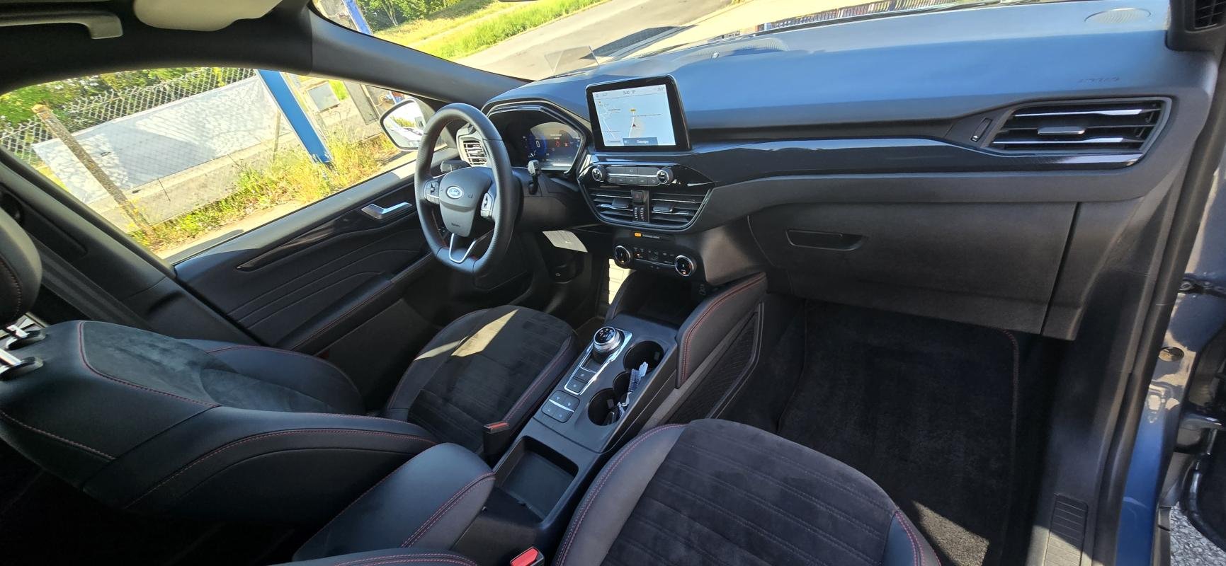 Ford Kuga - Photo 11