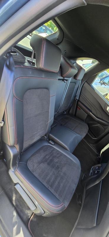 Ford Kuga - Photo 12