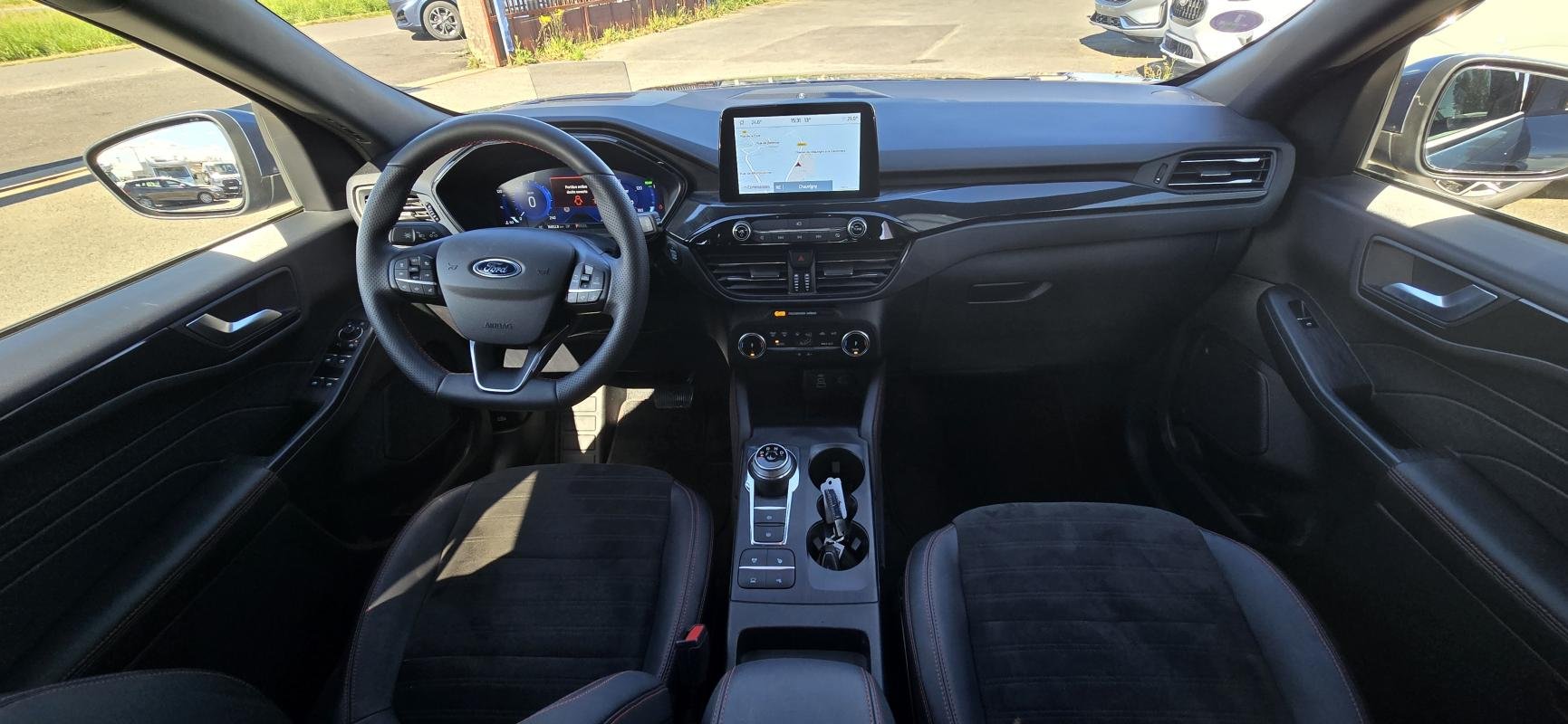 Ford Kuga - Photo 14
