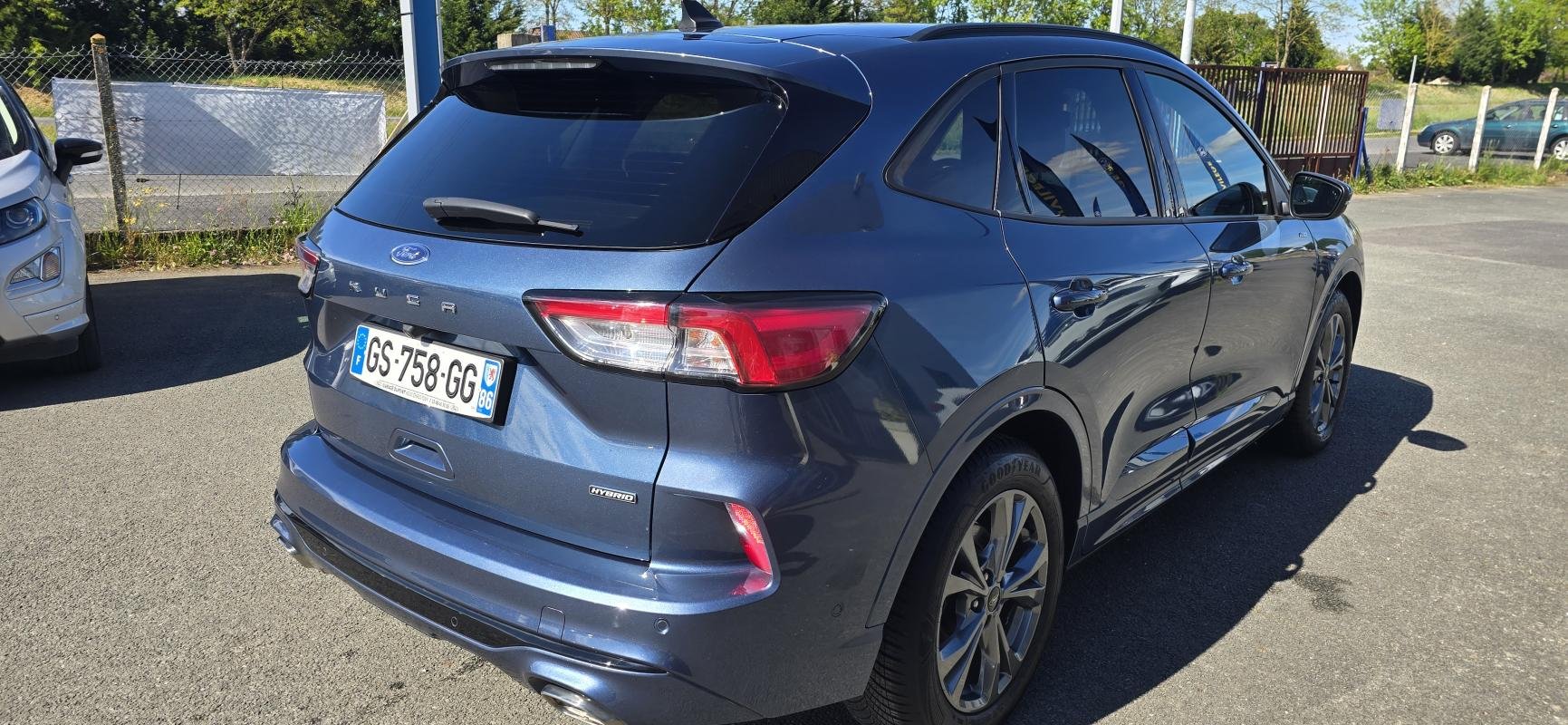 Ford Kuga - Photo 4