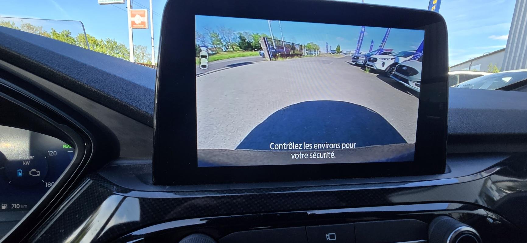 Ford Kuga - Photo 8
