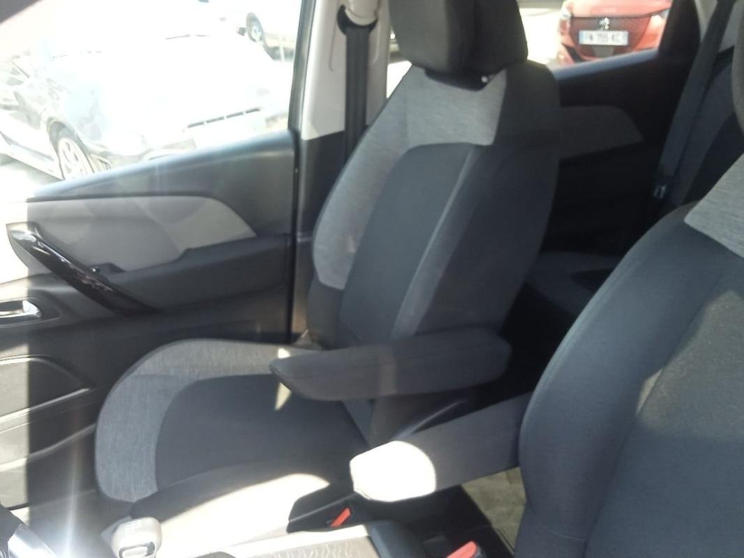Citroën c4 spacetourer - Photo 27