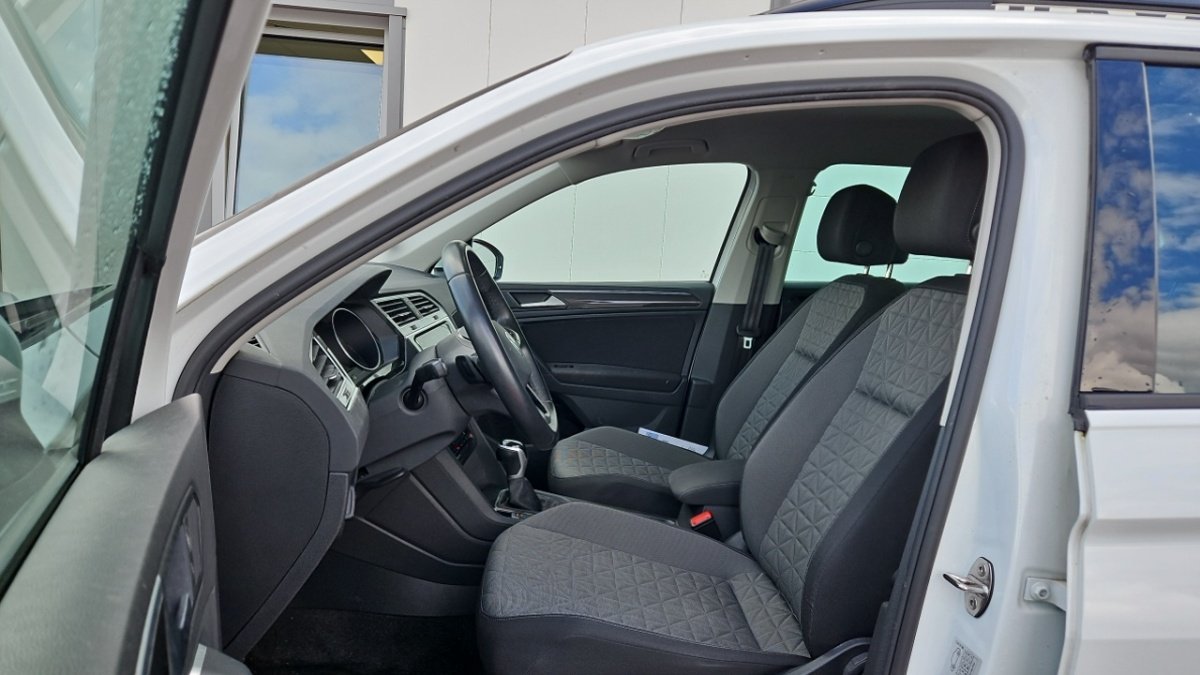Volkswagen Tiguan - Photo 14