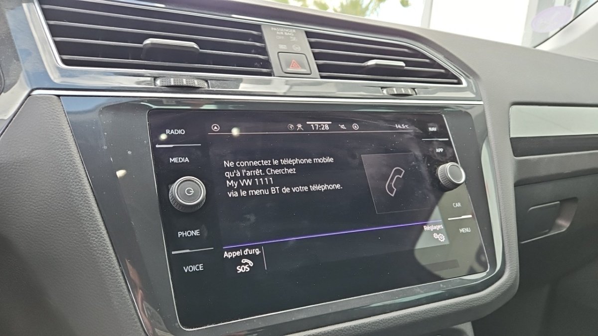 Volkswagen Tiguan - Photo 19