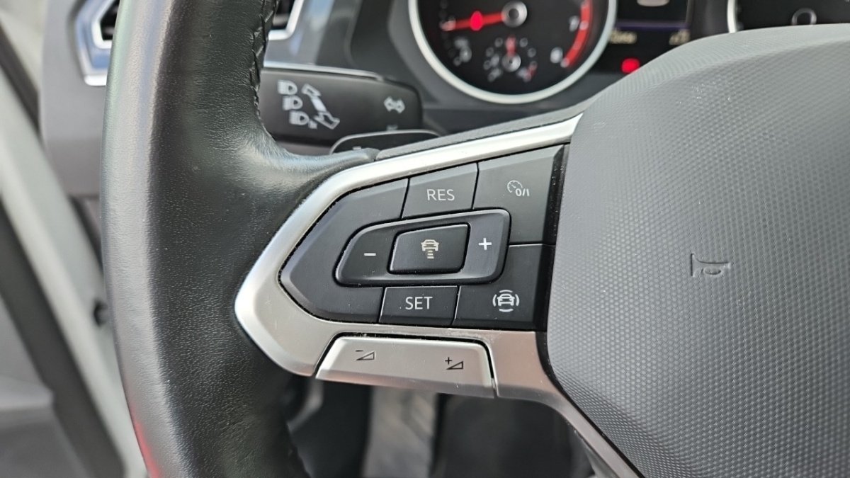 Volkswagen Tiguan - Photo 21