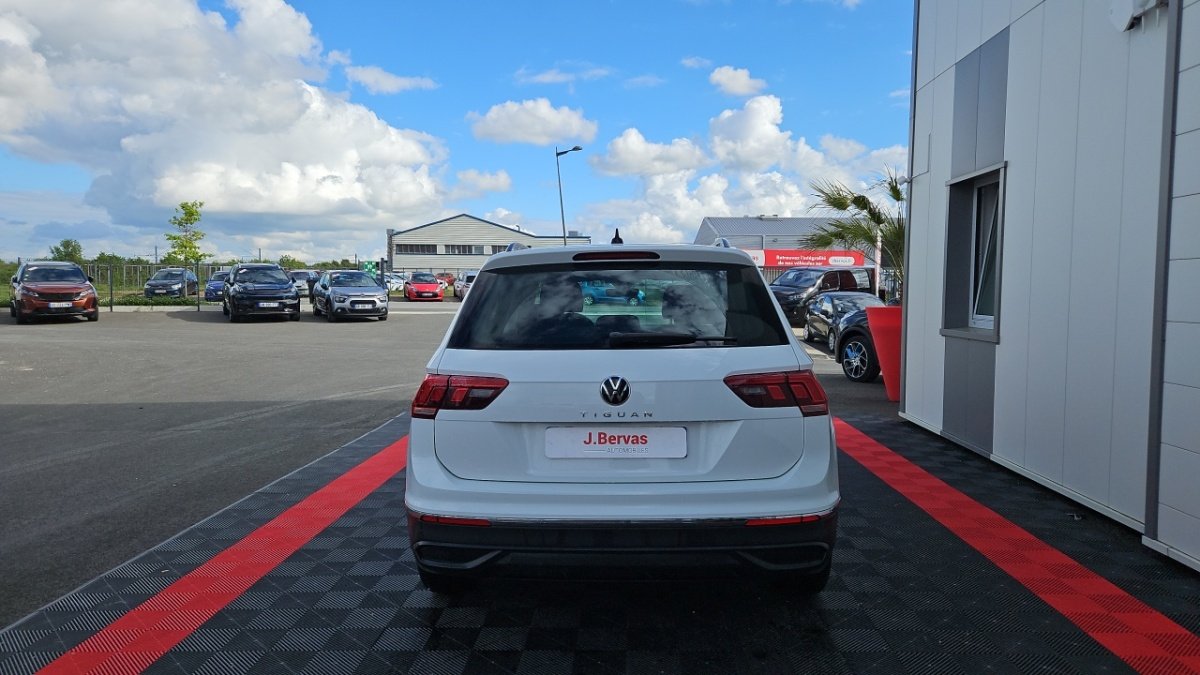 Volkswagen Tiguan - Photo 4