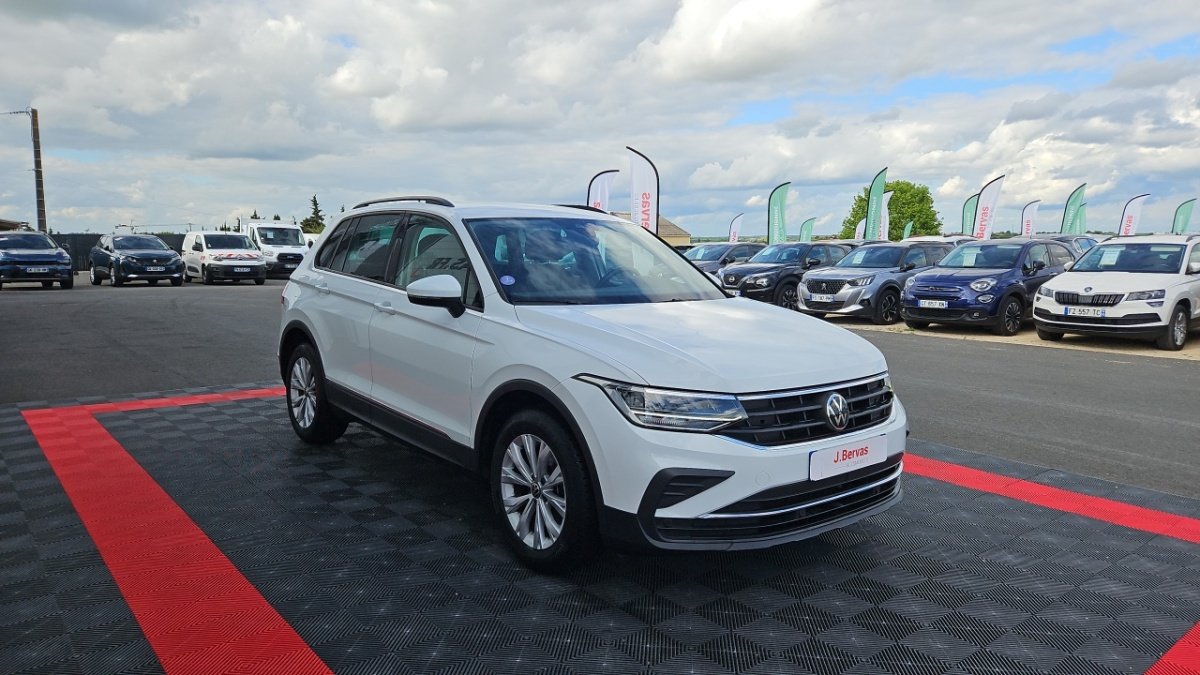 Volkswagen Tiguan - Photo 6