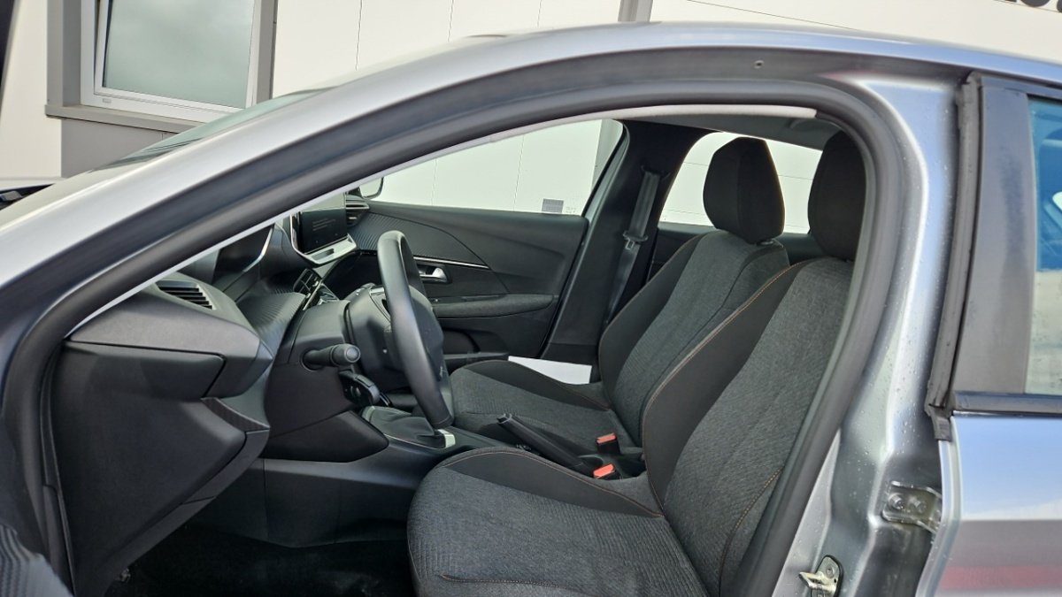 Peugeot 208 - Photo 13