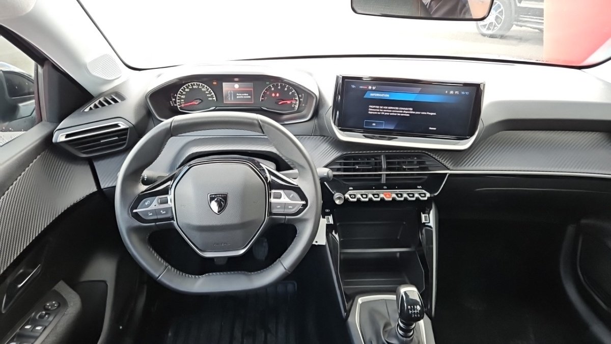Peugeot 208 - Photo 14