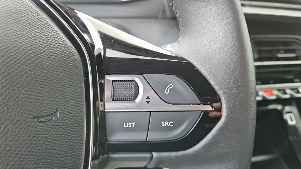 Peugeot 208 - Photo 19