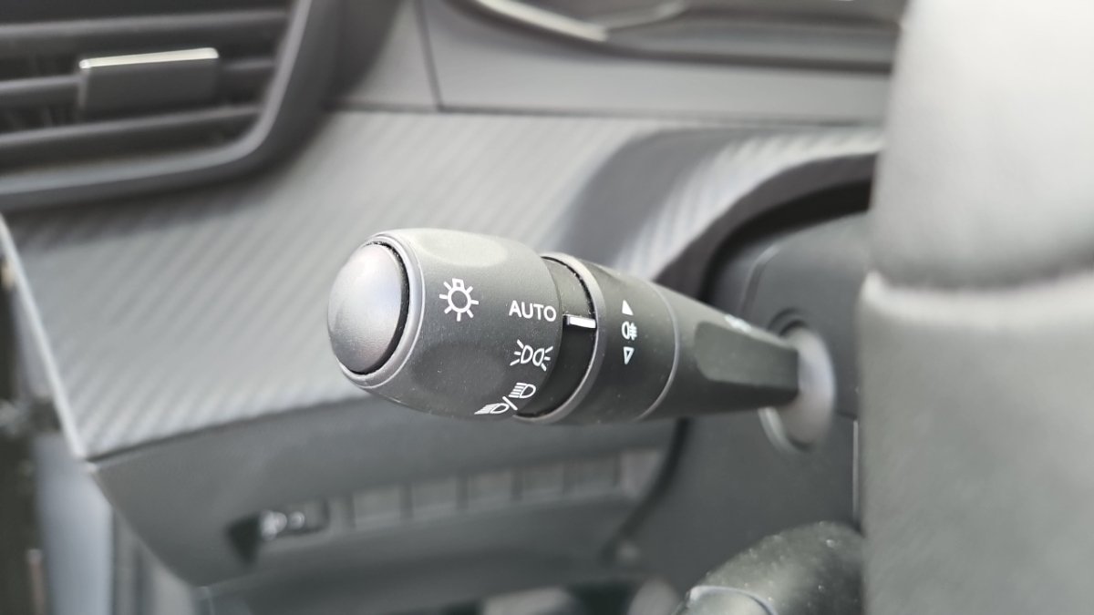 Peugeot 208 - Photo 23