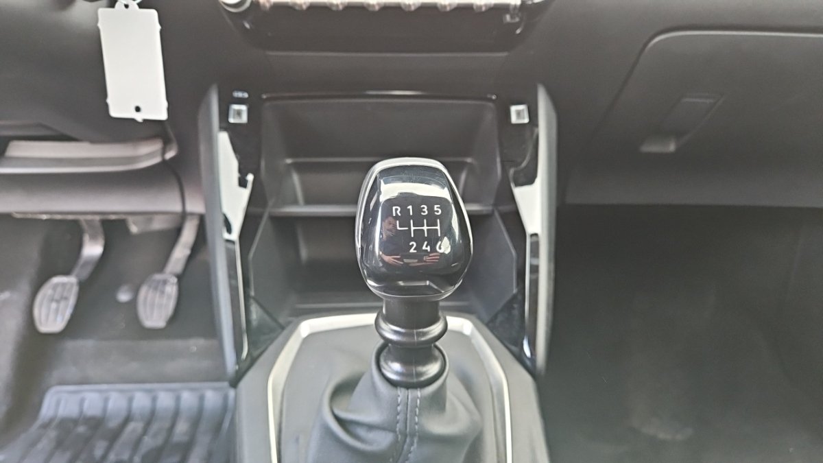 Peugeot 208 - Photo 27