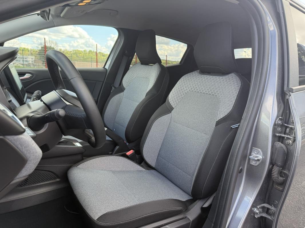 Renault Clio - Photo 19