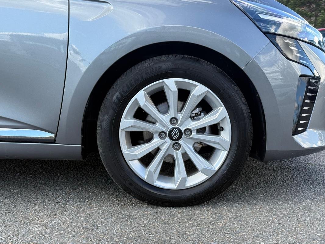 Renault Clio - Photo 23