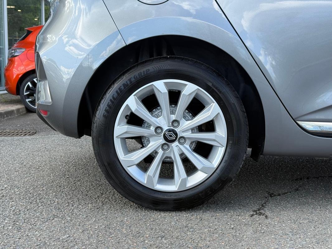 Renault Clio - Photo 24