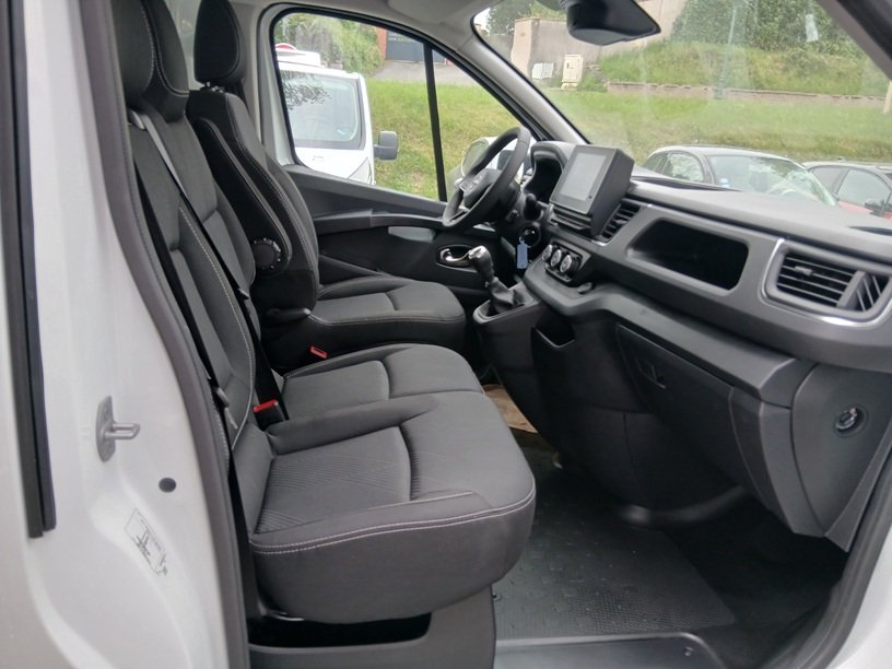 Nissan Primastar - Photo 5