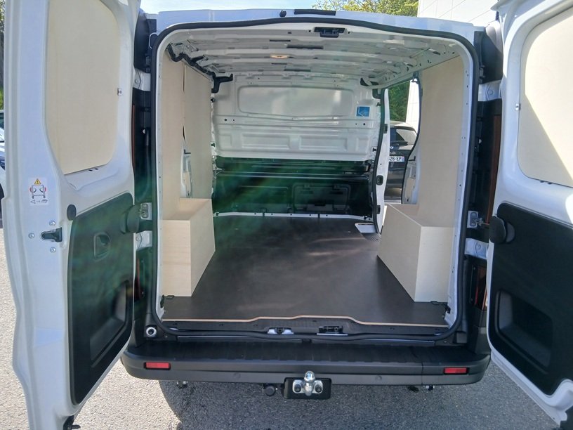 Nissan Primastar - Photo 8