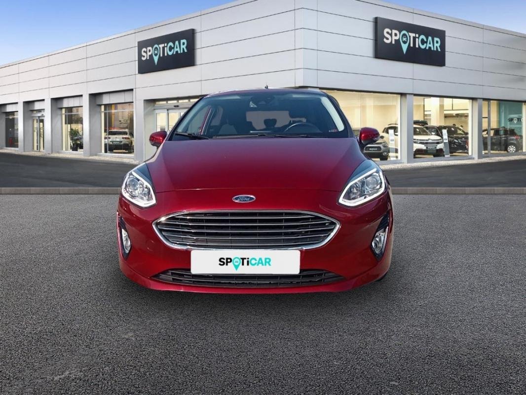Ford Fiesta - Photo 2