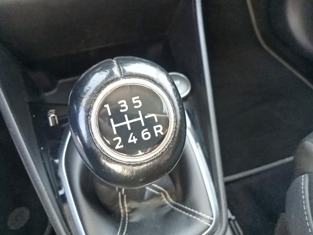 Ford Fiesta - Photo 23
