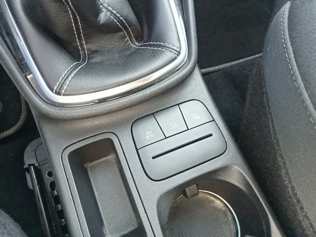 Ford Fiesta - Photo 24