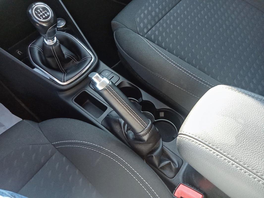 Ford Fiesta - Photo 26