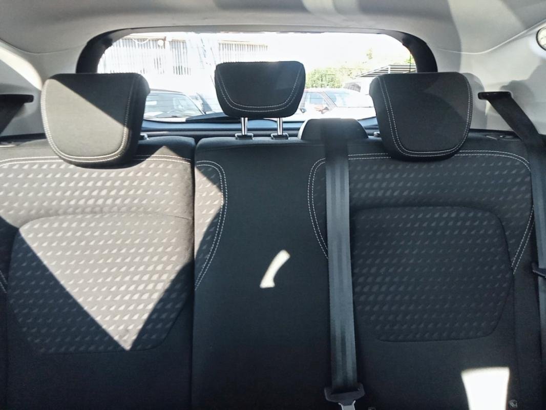Ford Fiesta - Photo 27