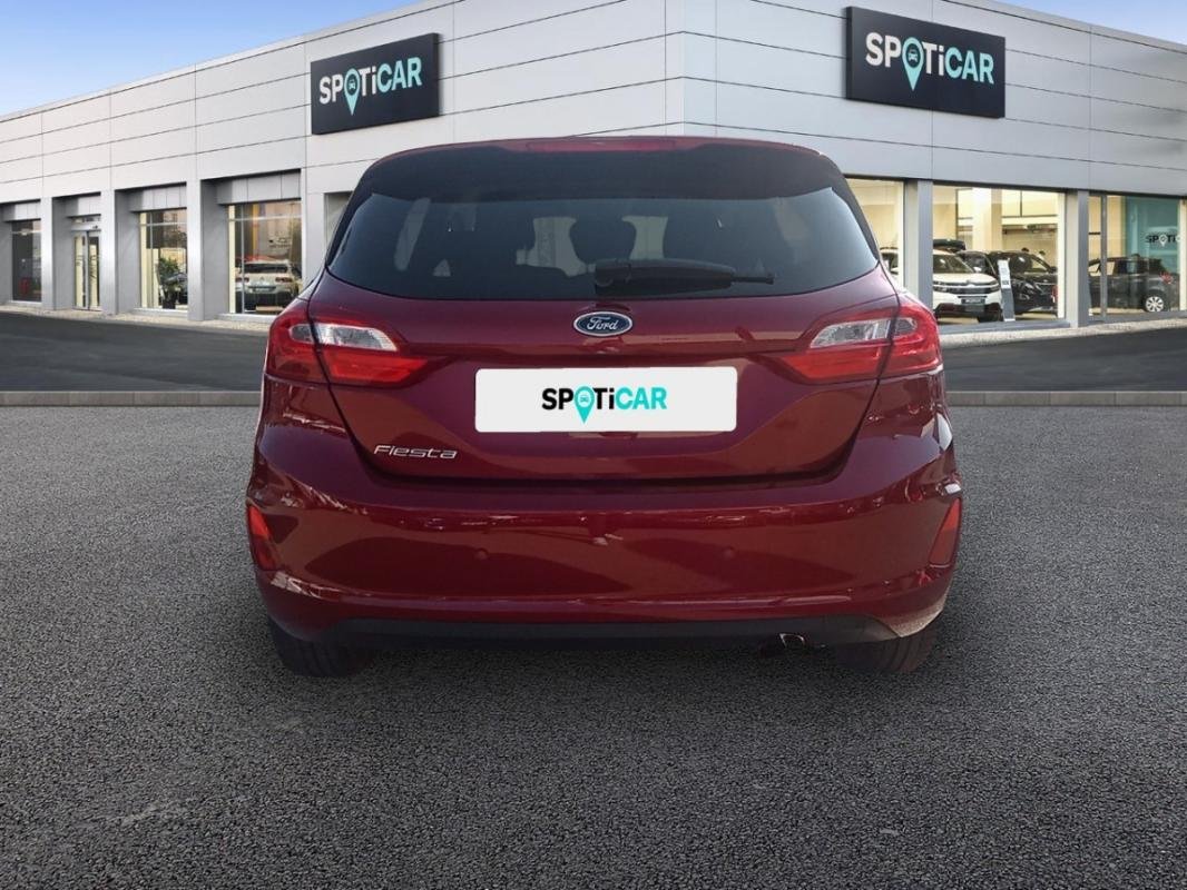 Ford Fiesta - Photo 5