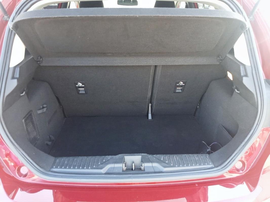 Ford Fiesta - Photo 6
