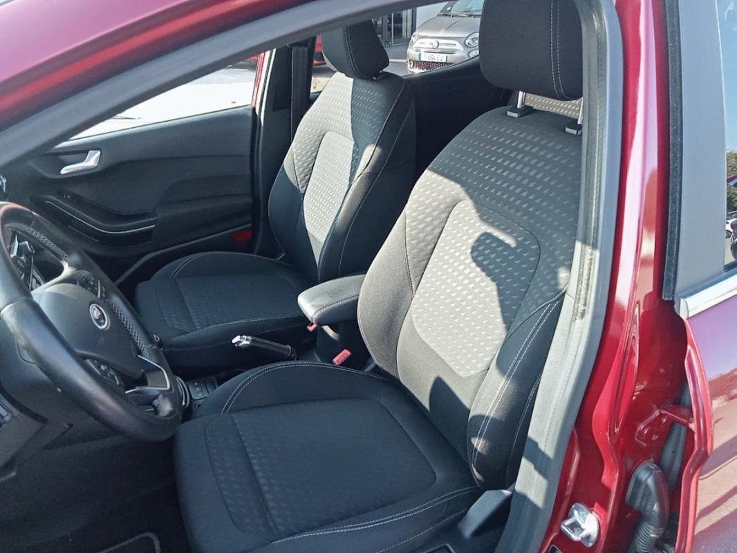 Ford Fiesta - Photo 9