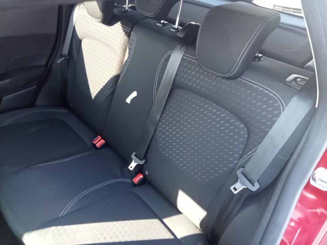 Ford Fiesta - Photo 10
