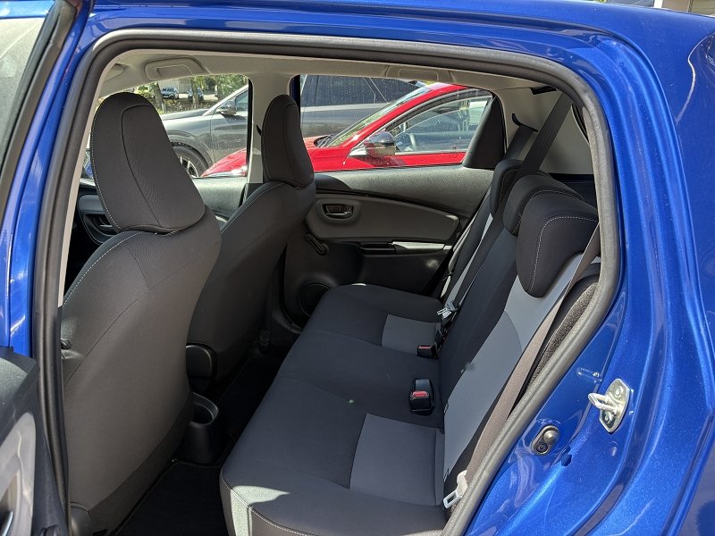 Toyota Yaris - Photo 7