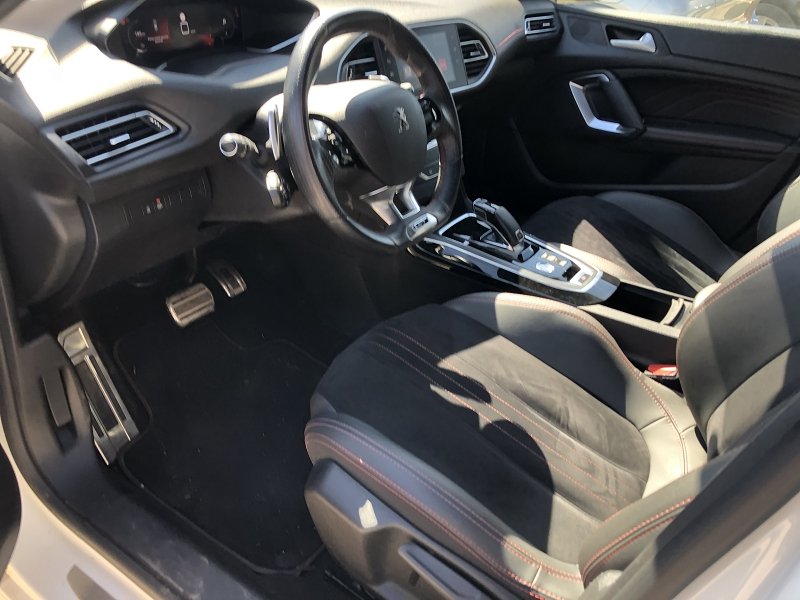 Peugeot 308 - Photo 6