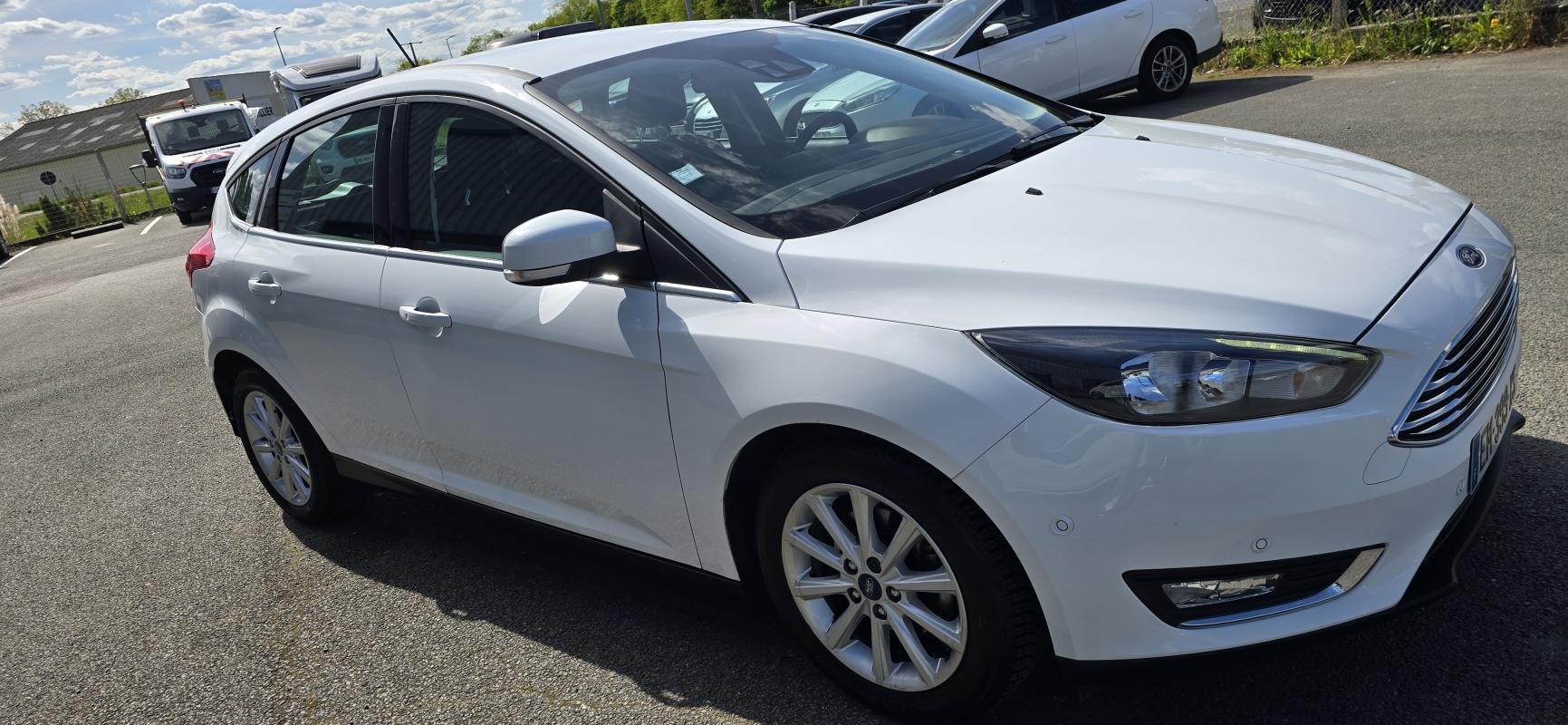 Ford Focus - Photo 4