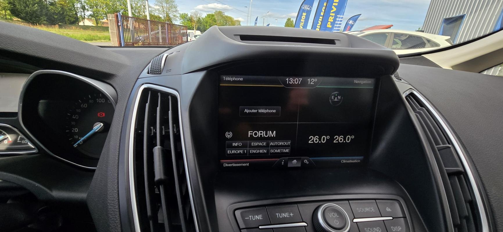 Ford C-Max - Photo 13