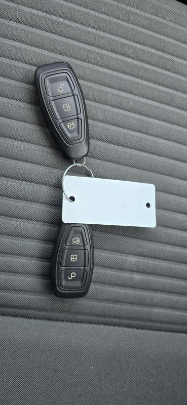 Ford C-Max - Photo 19