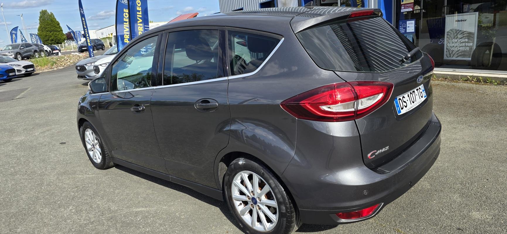 Ford C-Max - Photo 2