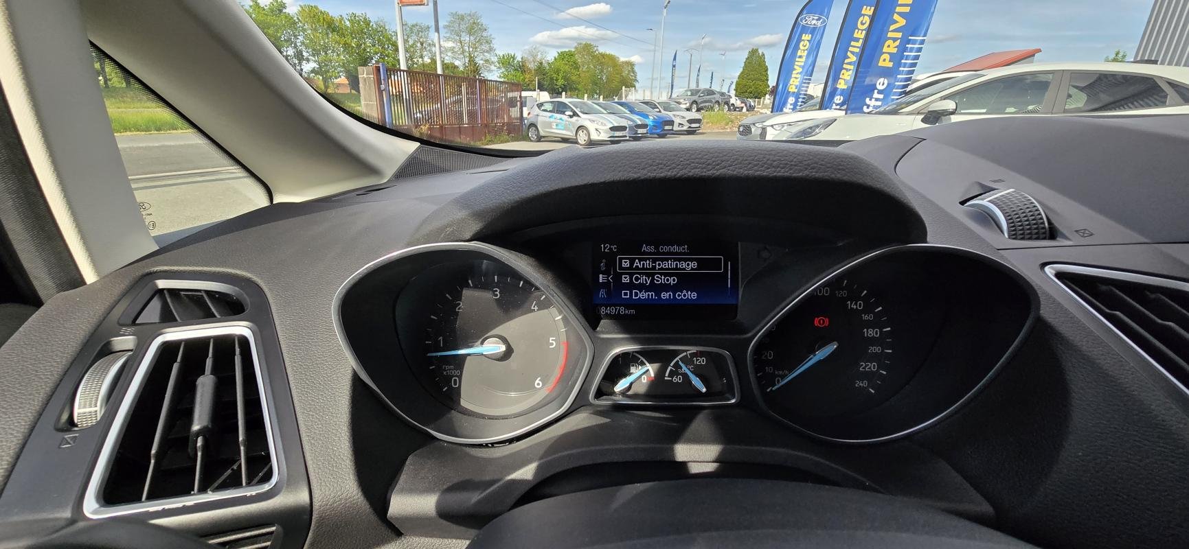 Ford C-Max - Photo 10