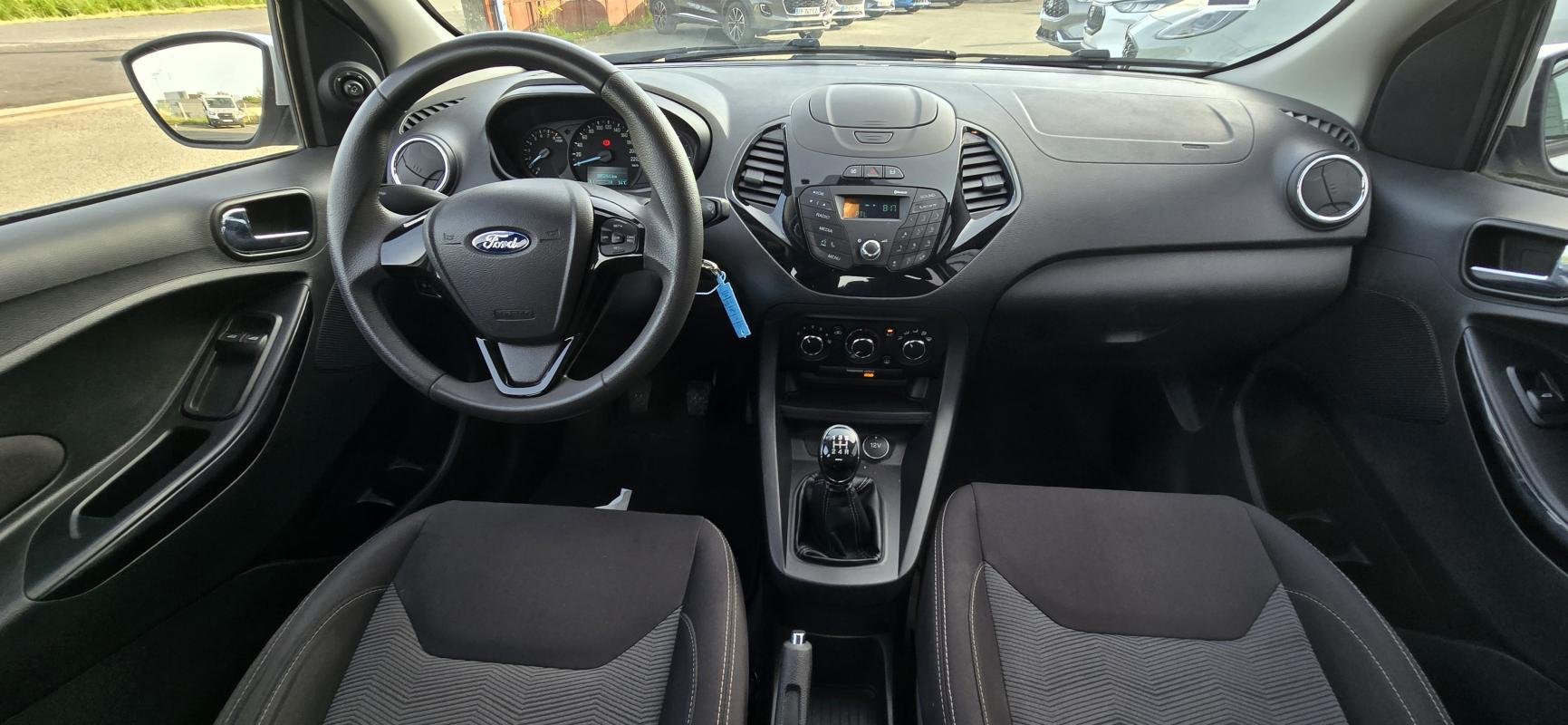 Ford ka + - Photo 6