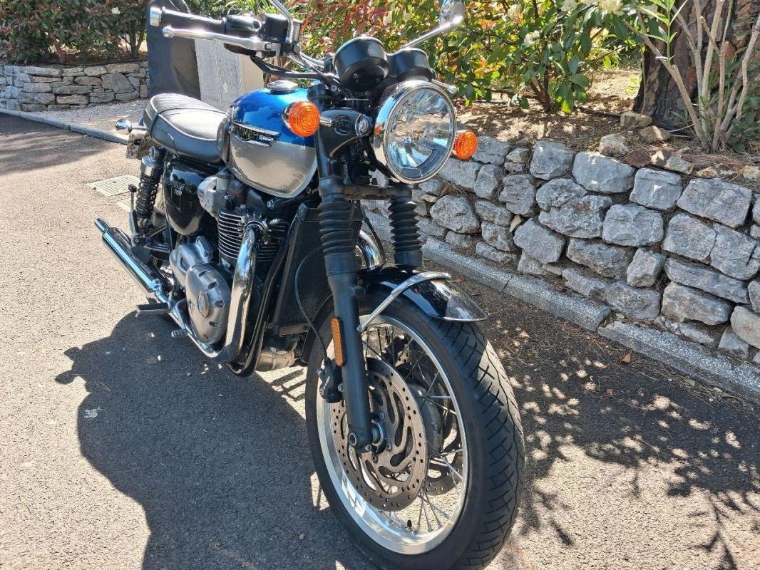 Triumph Bonneville - Photo 5