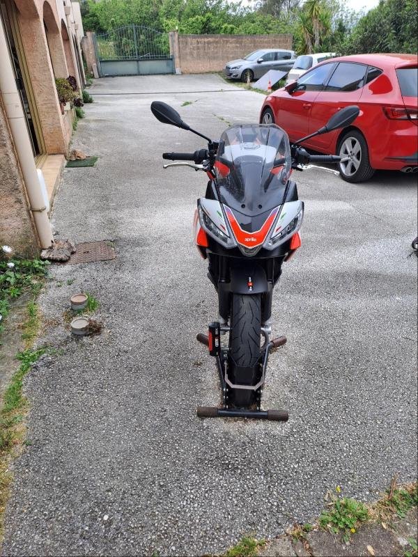 Aprilia Tuono - Photo 4