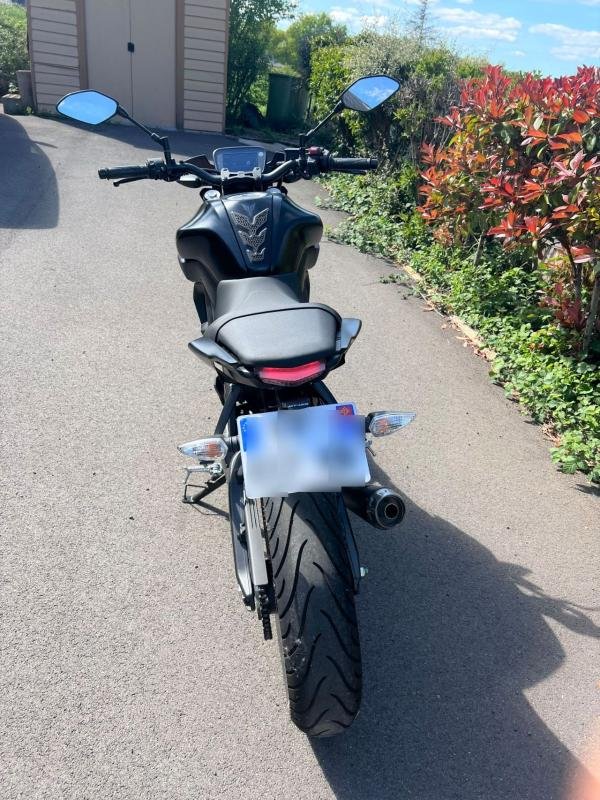 Yamaha mt 125 - Photo 2