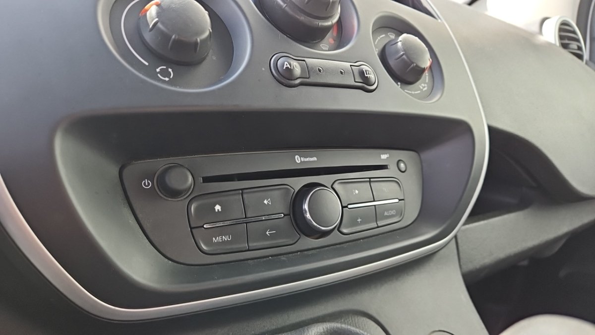 Renault Kangoo Express - Photo 25